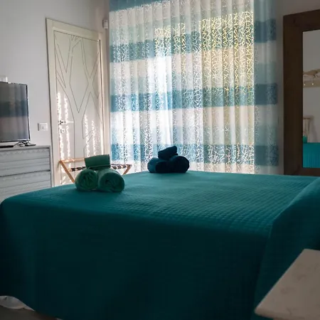 Cala Paradiso * Монополи