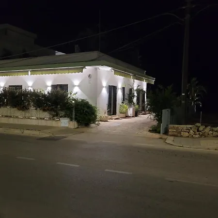 Vakantiehuis Cala Paradiso *